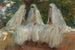 Trois beautés algériennes au puits - Ulpiano Checa — artwork view
