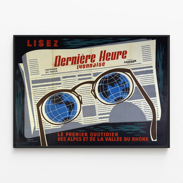 Vintage Poster Dernière Heure Lyonnaise - Wall Decoration Newspaper — framed artwork on a wall